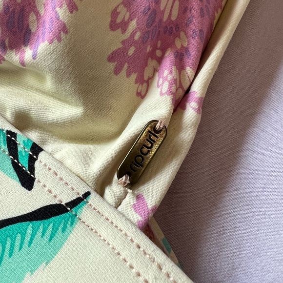 Rip Curl Floral Bikini Set, size M - Picture 3 of 3
